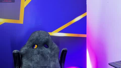 nio_klouds_ online show from August 13, 10:29 am