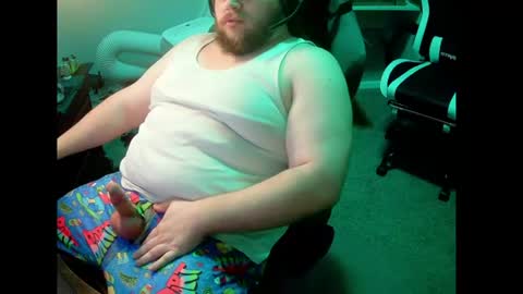HungStepSon online show from July 4, 1:02 pm