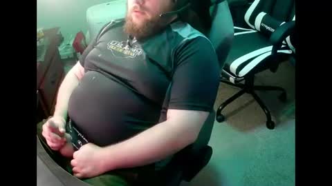 HungStepSon online show from August 1, 3:07 pm