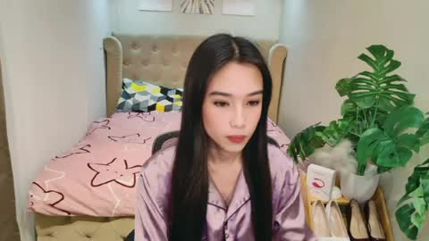nirafox online show from August 1, 1:44 am