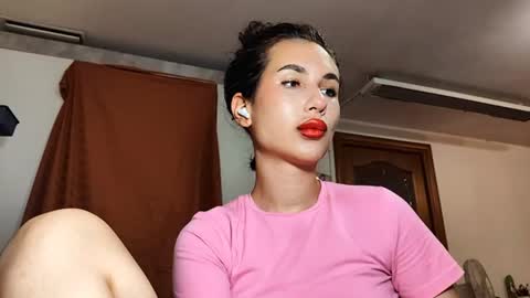Nancy online show from August 13, 3:59 pm
