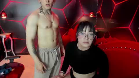 nixandless online show from August 13, 9:07 pm