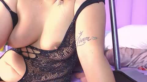 Nixie  online show from August 7, 10:48 am