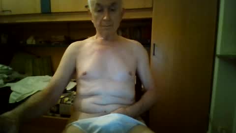 nkdxy online show from August 18, 2:06 am