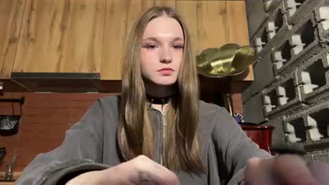 Lora online show from August 2, 5:20 pm