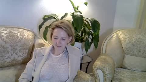 no_ordinary online show from August 12, 10:01 pm