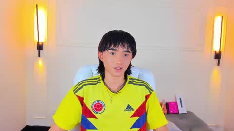 noa_03 online show from August 12, 1:41 am