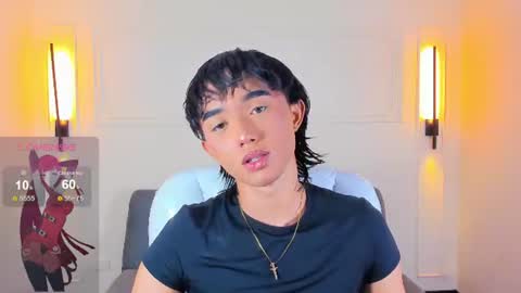 noa_03 online show from August 12, 8:33 pm