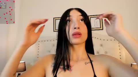 NATHALIA MORENO online show from August 8, 12:27 pm