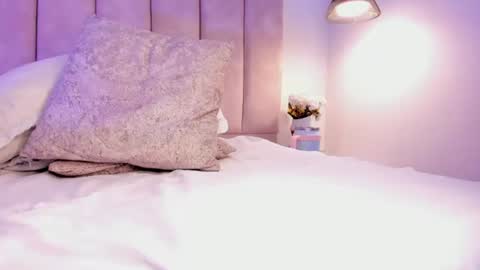 noa_perez_ online show from July 30, 5:42 pm