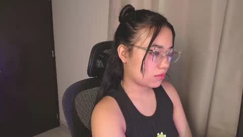 Noa  online show from July 31, 1:39 pm