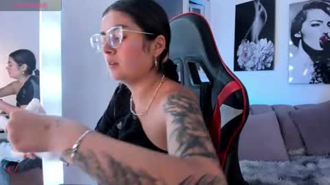 noah_bunny online show from August 1, 10:16 pm