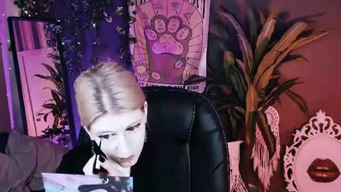Im LiaDM are always welcomeNEXT SHOW ON 22 OF DECEMBER online show from August 6, 3:33 pm