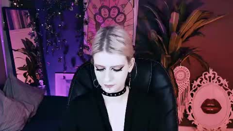 Im LiaDM are always welcomeNEXT SHOW ON 22 OF DECEMBER online show from August 11, 5:15 pm