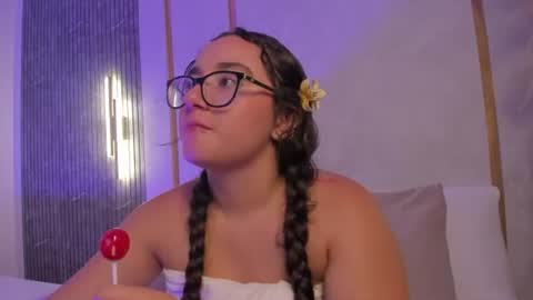 N O A H online show from August 14, 10:57 pm