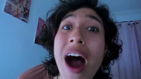 noah_henderson online show from August 1, 11:33 pm