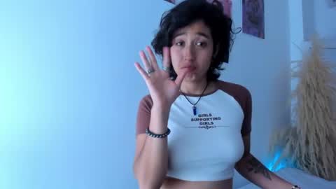 noah_henderson online show from August 2, 1:45 am
