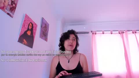 noah_henderson online show from August 3, 8:49 pm