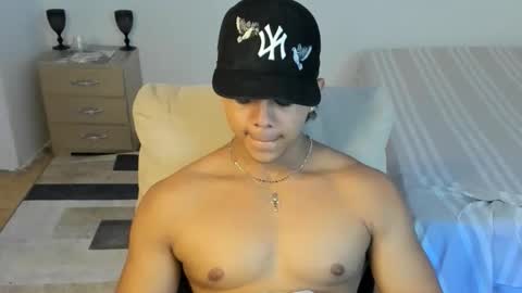 luis navas online show from May 18, 8:04 am