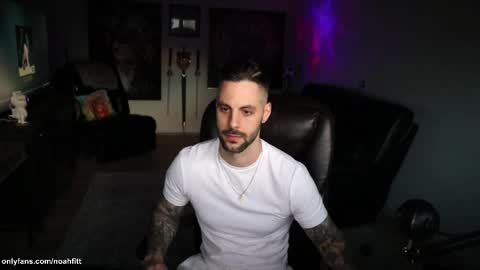 Noah Fitt -  online show from April 16, 2:52 am