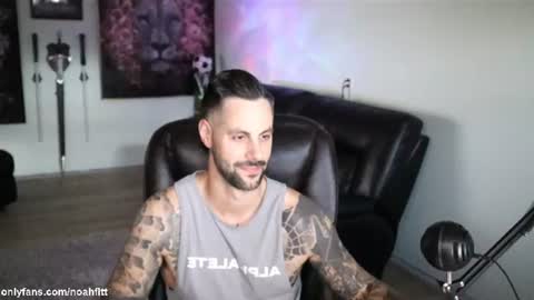 Noah Fitt -  online show from July 14, 2:38 am