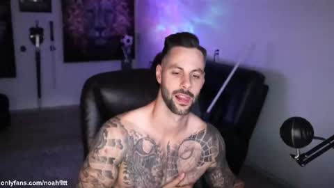 Noah Fitt -  online show from July 14, 3:44 am