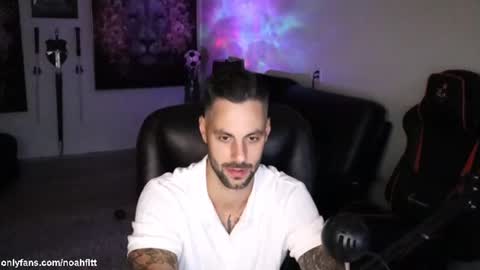 Noah Fitt -  online show from August 31, 2:34 am