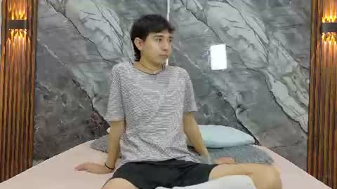    online show from August 11, 11:12 am