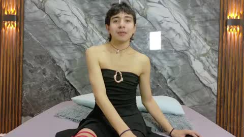    online show from August 14, 11:03 am