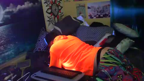 IBangChainz online show from June 14, 10:56 am