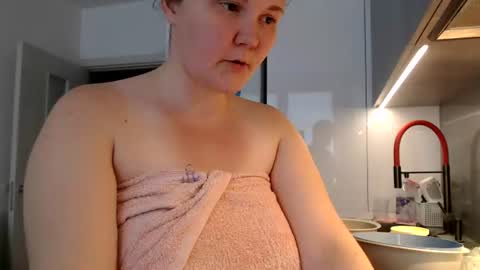 nodarell online show from August 22, 7:36 am