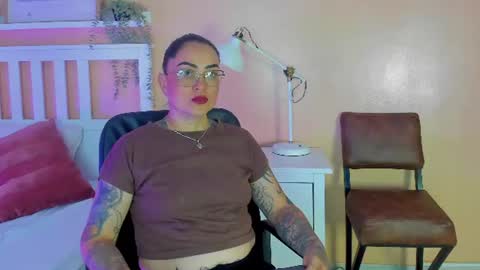 NOELIA online show from August 12, 9:00 am