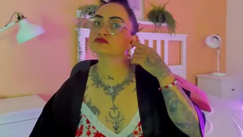 NOELIA online show from August 12, 3:36 pm