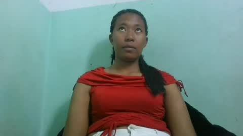 noellah online show from August 9, 8:15 am