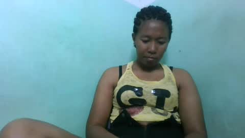 noellah online show from August 10, 4:36 am