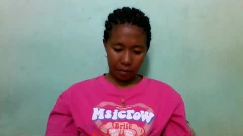 noellah online show from August 11, 6:37 am