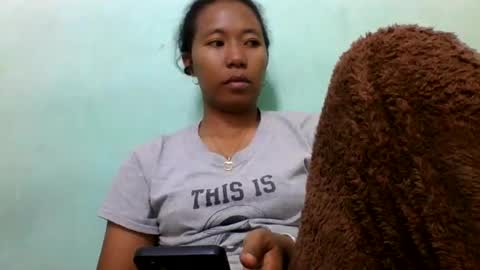 noellah online show from August 15, 4:27 am