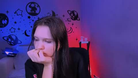 Noelle online show from August 14, 12:42 pm