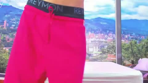 noelleellis online show from August 24, 2:24 pm