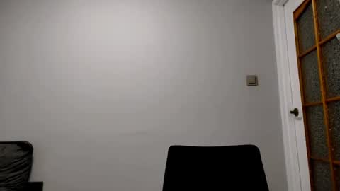 noemigrignon online show from August 14, 9:24 am