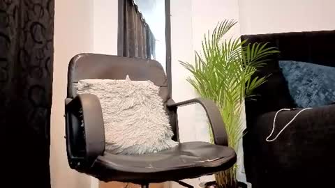 Noha Wolf Your favorite model online show from August 11, 11:51 pm