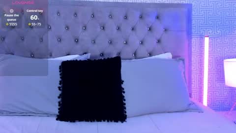    online show from August 15, 1:48 pm