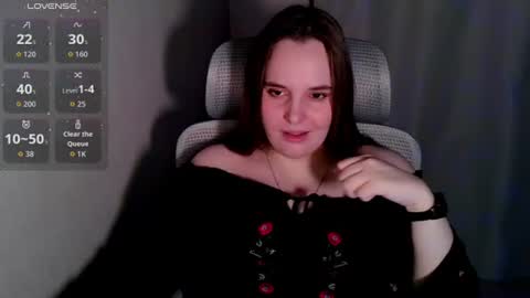 noir_ember_ online show from July 20, 8:12 pm