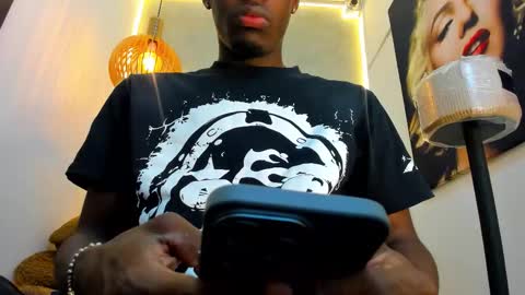 noir_king0 online show from February 19, 2:42 am