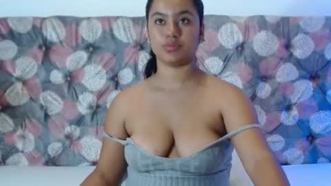 Noira Vale online show from August 11, 11:40 pm