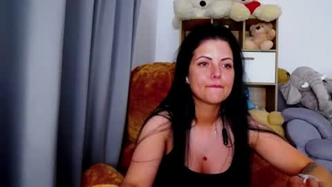 noirbella online show from July 15, 1:17 am