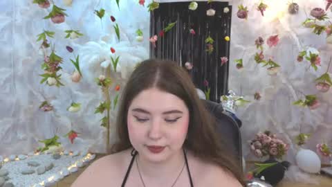 noirwhisper online show from August 4, 8:33 am
