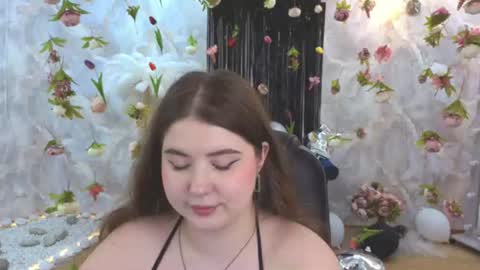 noirwhisper online show from August 4, 9:39 am