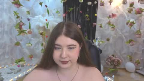 noirwhisper online show from August 7, 8:09 pm