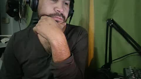 noizemanx online show from May 26, 4:46 am